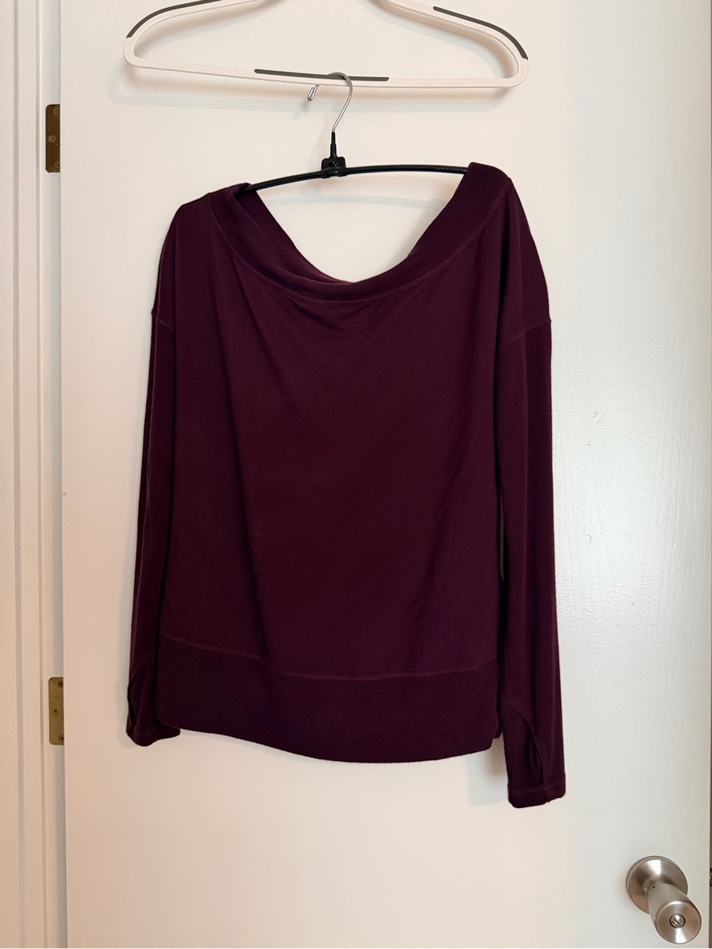 Women's Athleta Off-Shoulder Long Sleeve Top - Wine